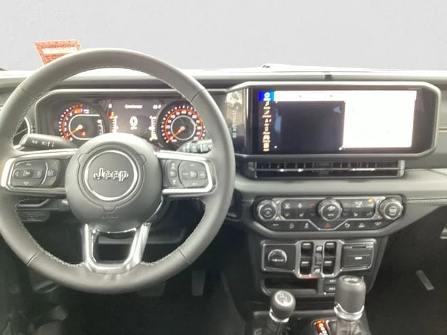 New 2026 Crystal Metallic Jeep 4-DOOR SAHARA image 11