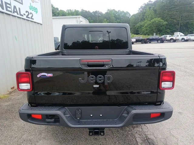 New 2026 Black Clear-Coat Exterior Paint Jeep Sport S image 5