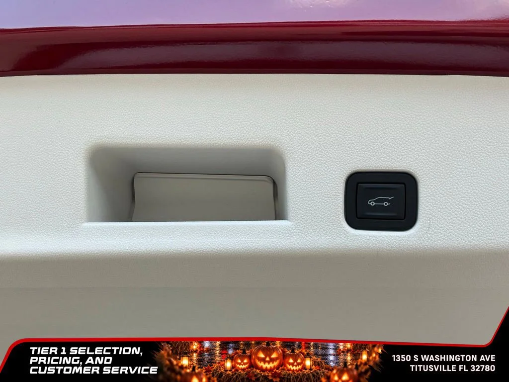 2026 GMC Acadia Denali - Photo 24