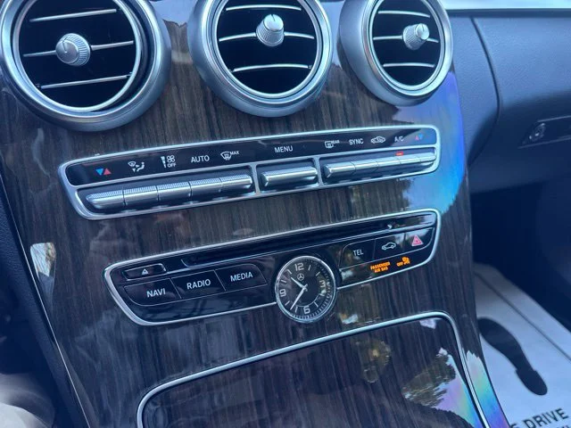Used 2018 Silver Mercedes-Benz C 300 image 21
