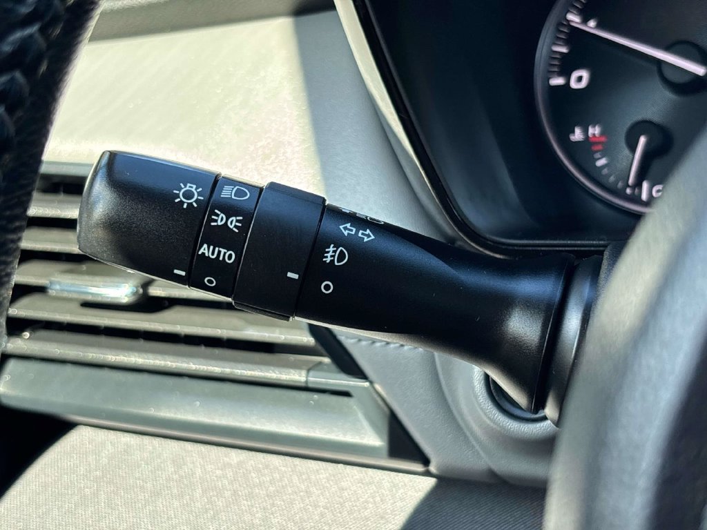 Used 2022 White Subaru Premium image 30