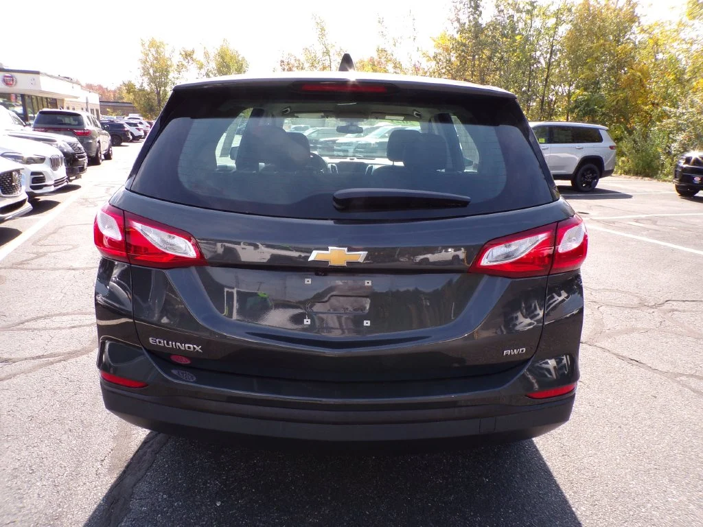 Used 2021 Gray Chevrolet LS image 10