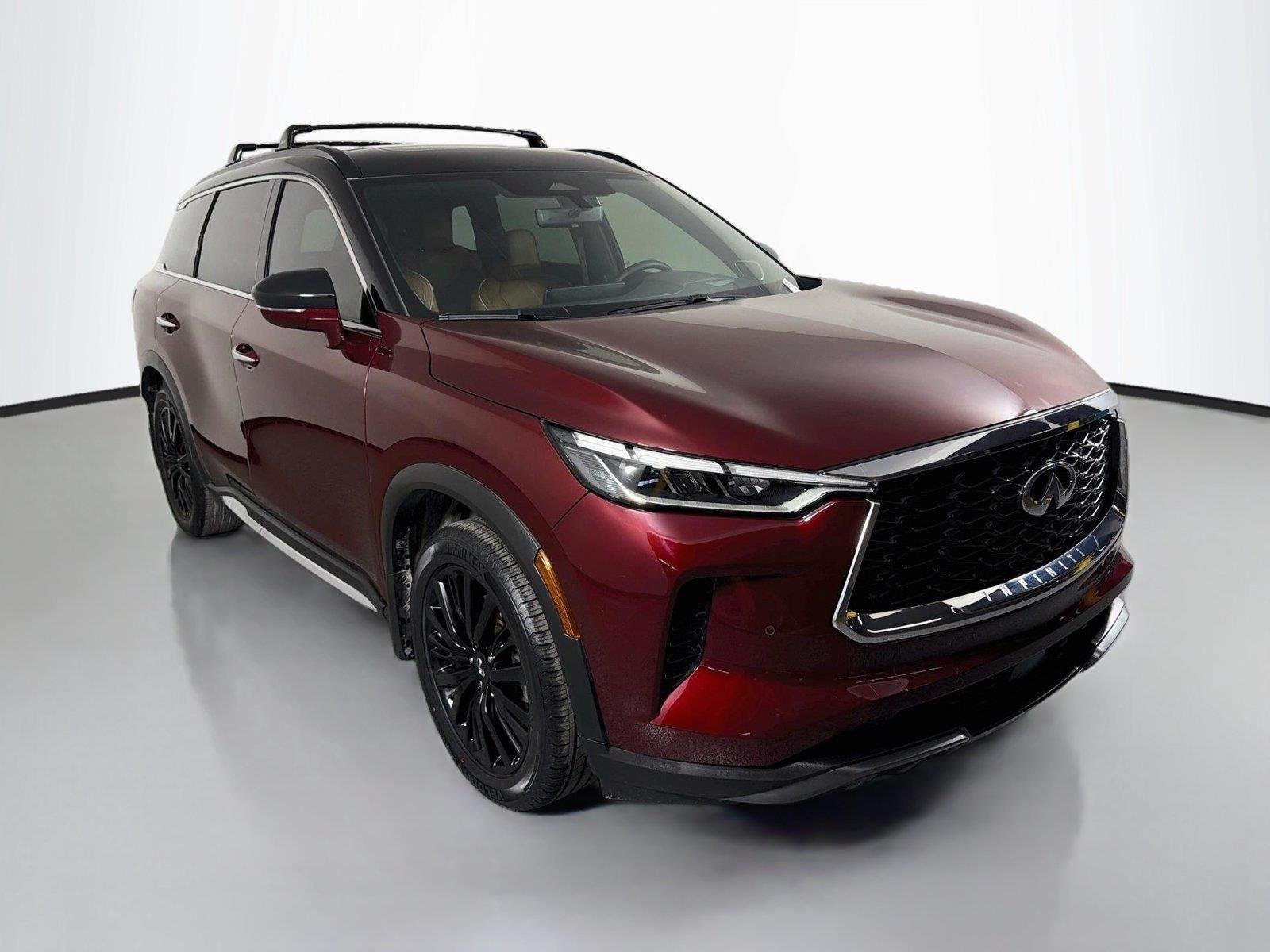 Used 2025 Deep Bordeaux/Black Obsidian INFINITI AUTOGRAPH image 3
