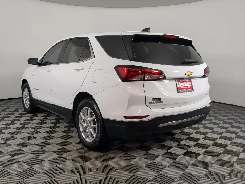Used 2023 Summit White Chevrolet LT image 6