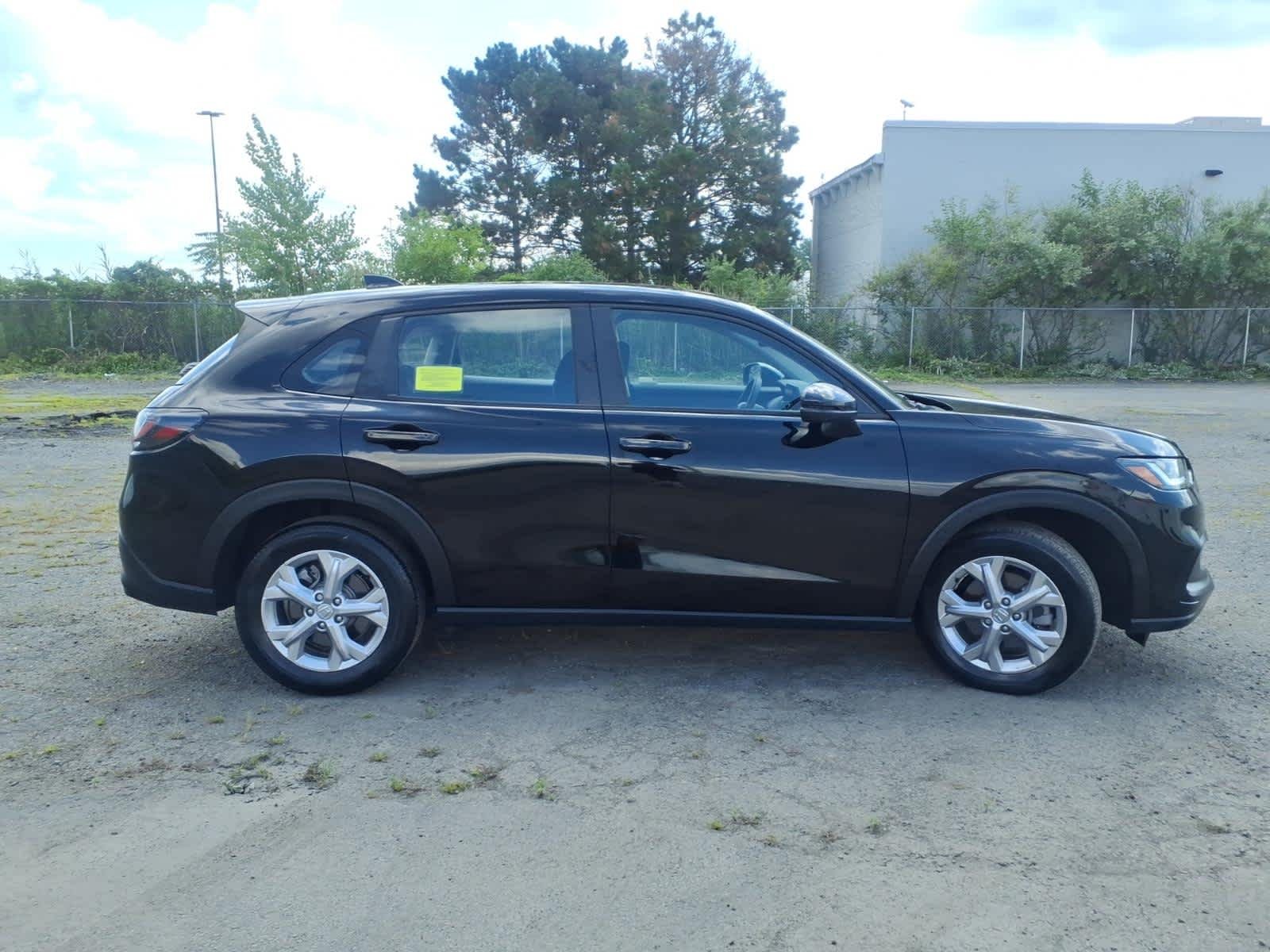 2023 Honda HR-V LX - Photo 4