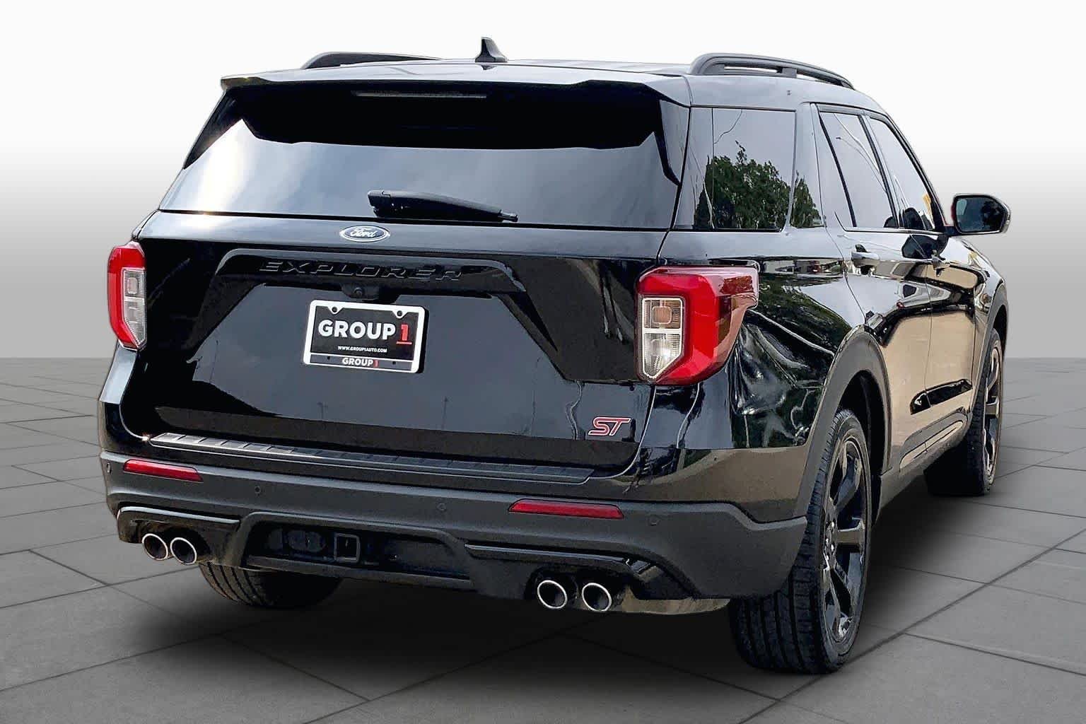 Used 2024 Agate Black Metallic Ford ST image 13