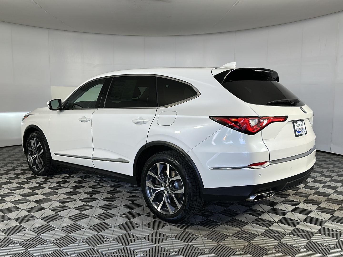 Used 2023 Platinum White Pearl Acura SH-AWD w/Tech image 28