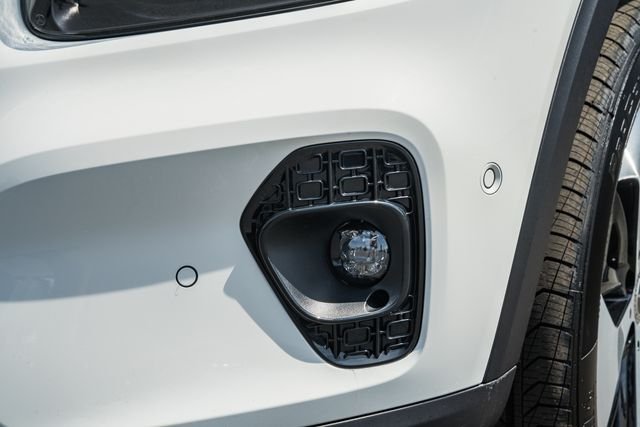 New 2026 Polar White Mercedes-Benz GLB 250 image 14