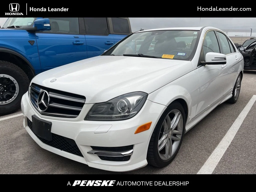 2013 Mercedes-Benz C-Class C250 Sport's photo