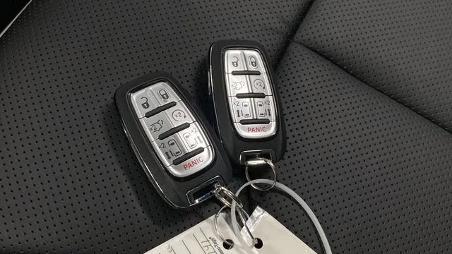 2026 Chrysler Pacifica Limited - Photo 44