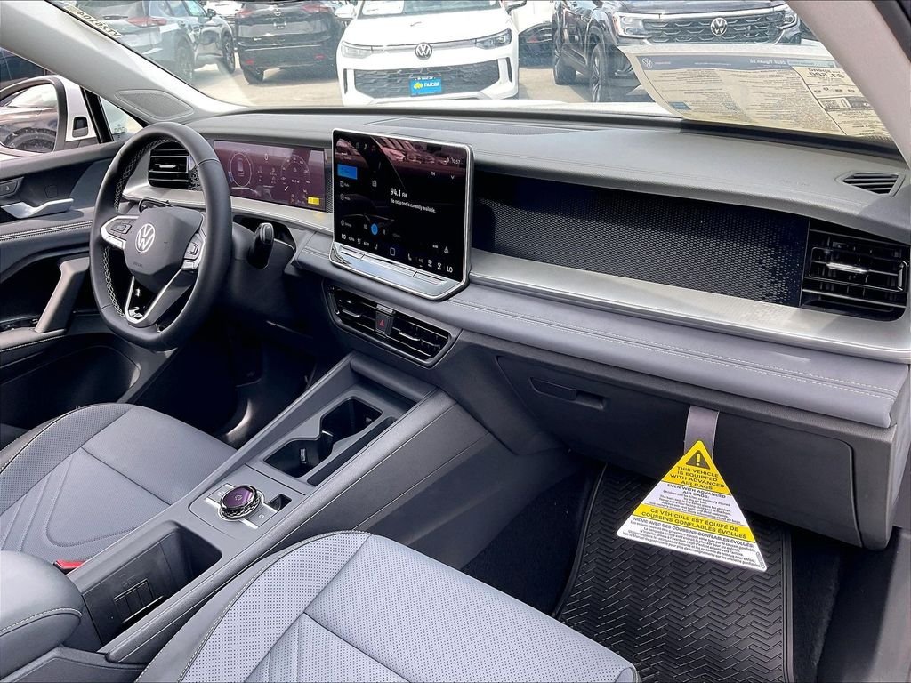 2026 Volkswagen Tiguan SE - Photo 10