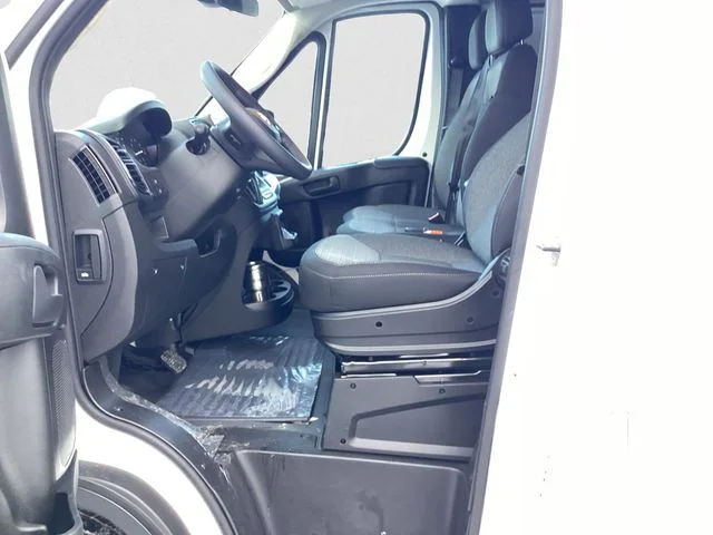 New 2026 Bright White Clearcoat Ram PROMASTER 1500 TRADESMAN CARGO VAN LOW ROOF 118