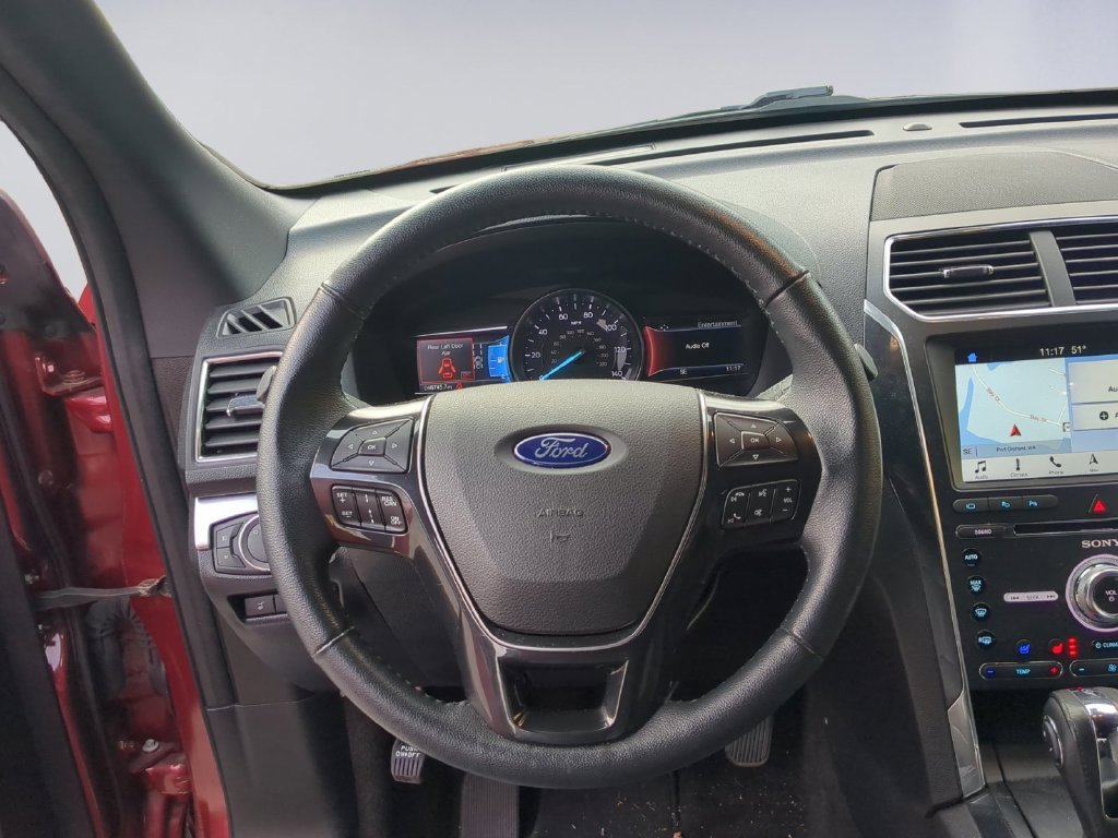 Used 2018 Red Ford Limited image 15