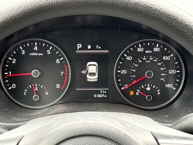 Used 2023 Red Kia S image 22