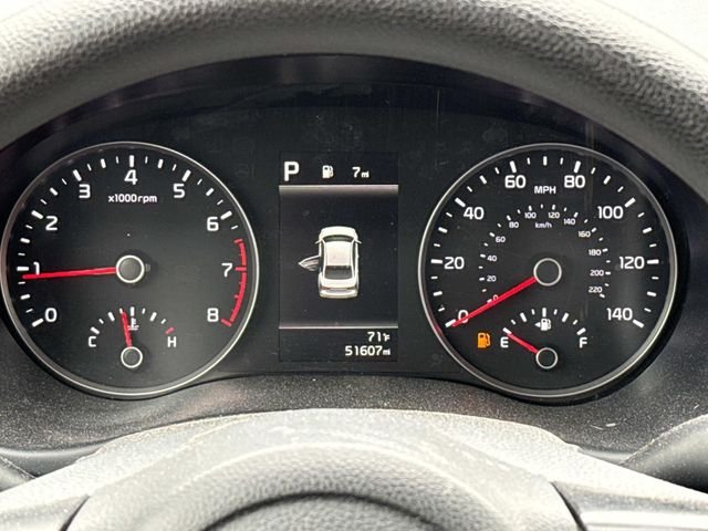 Used 2023 Red Kia S image 22
