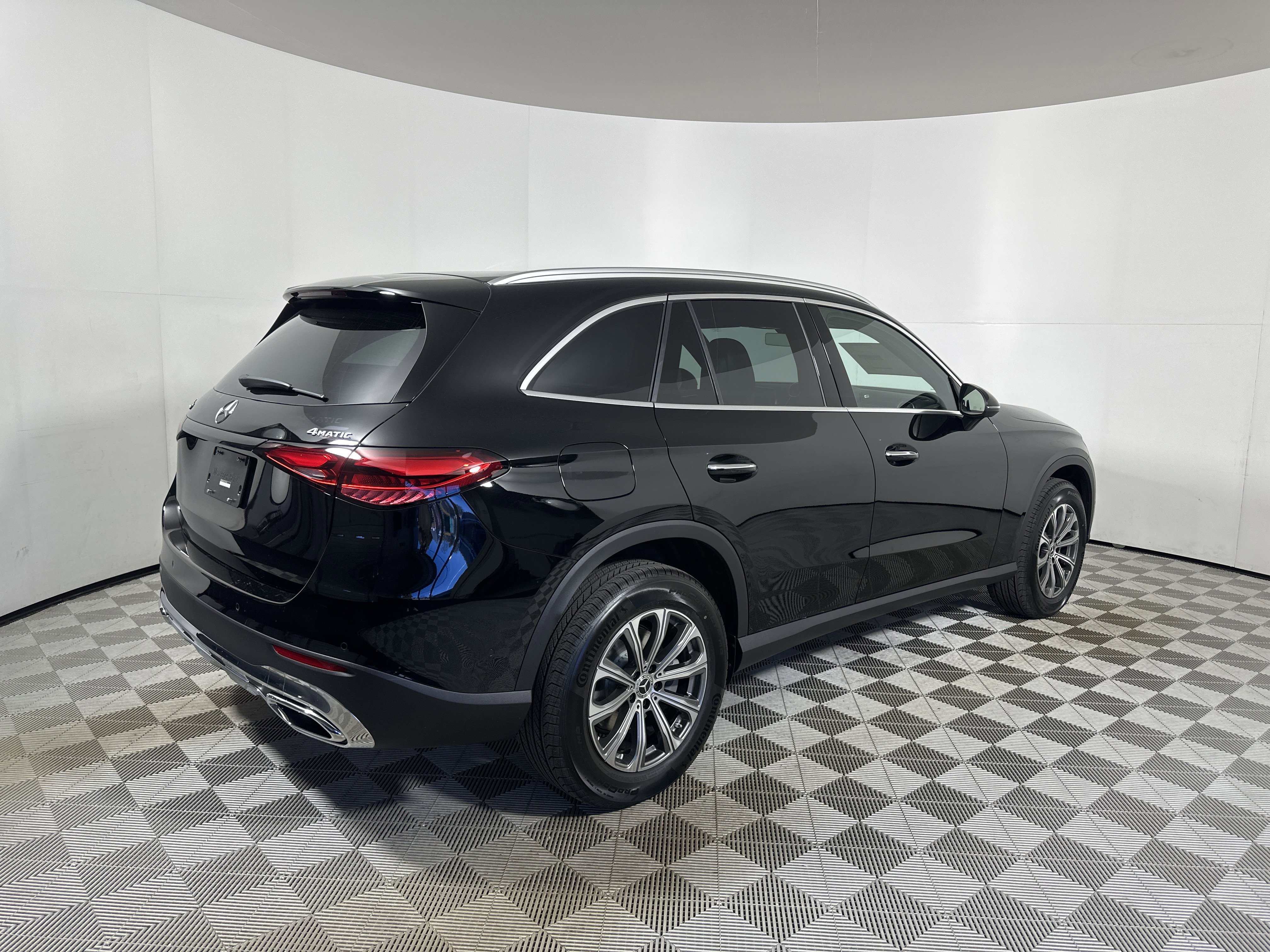 Certified Used 2026 Black Mercedes-Benz GLC 300 image 7