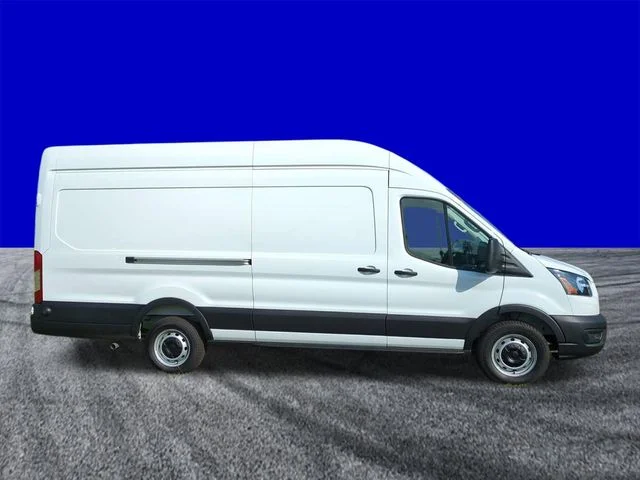 New 2026 Oxford White Ford Cargo Van image 3
