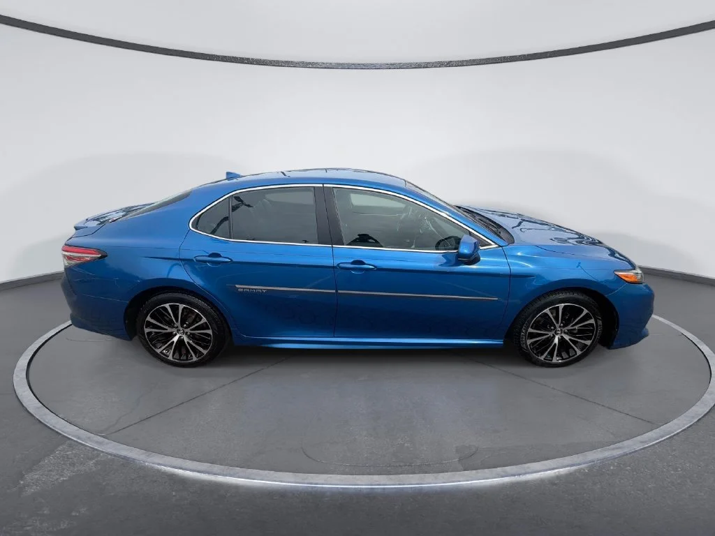 Used 2019 Blue Toyota SE image 8