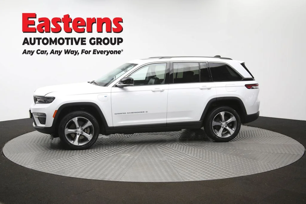 Used 2023 White Jeep 4xe image 62