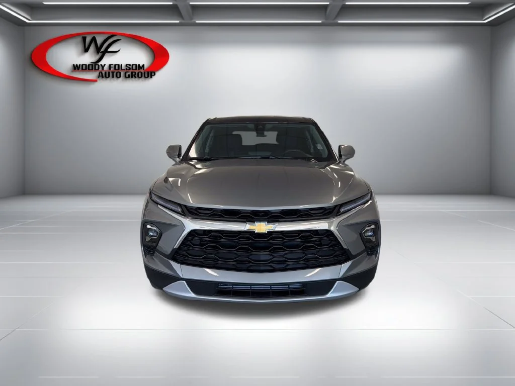 New 2026 Sterling Gray Metallic Chevrolet 2LT image 2