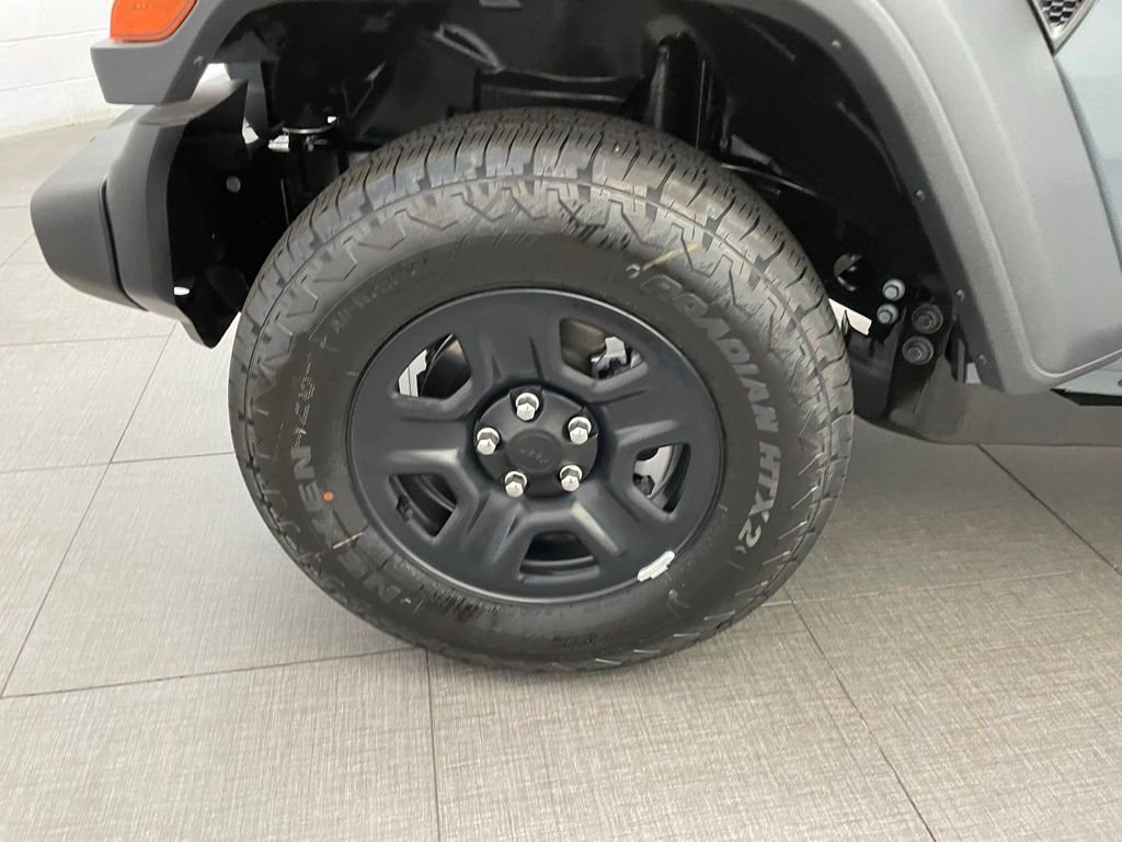 New 2026 Anvil Clear-Coat Exterior Paint Jeep Sport image 8