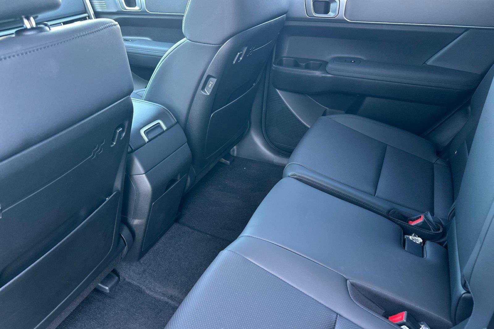 New 2026 Atlantis Blue Hyundai SEL image 40