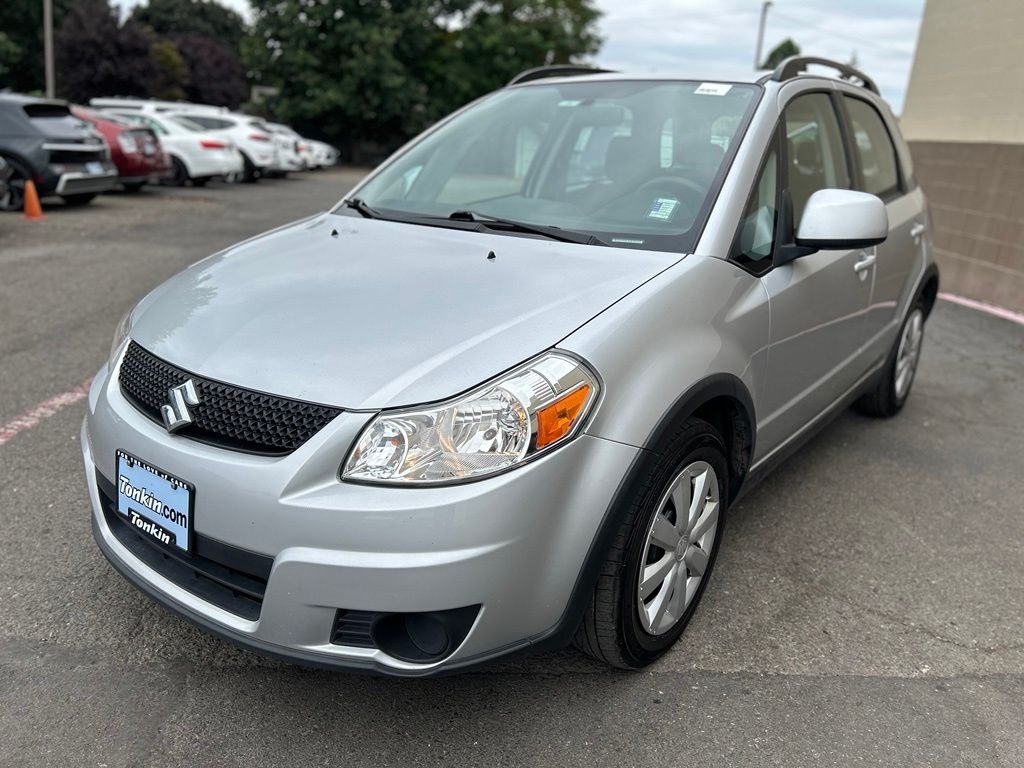 Used 2011 Silver Suzuki Premium image 13