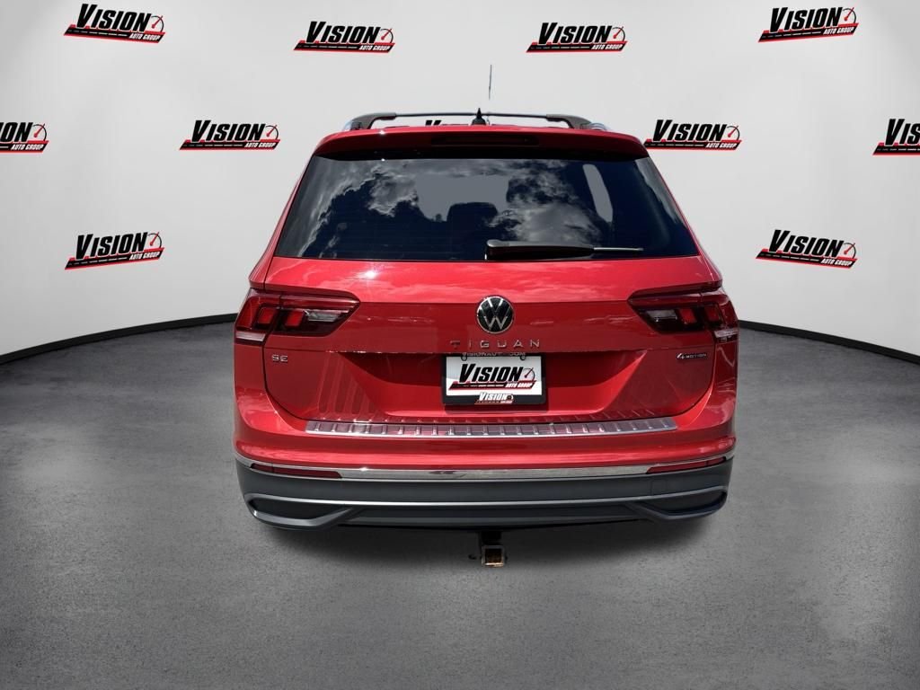 Used 2022  Volkswagen 2.0T SE image 4