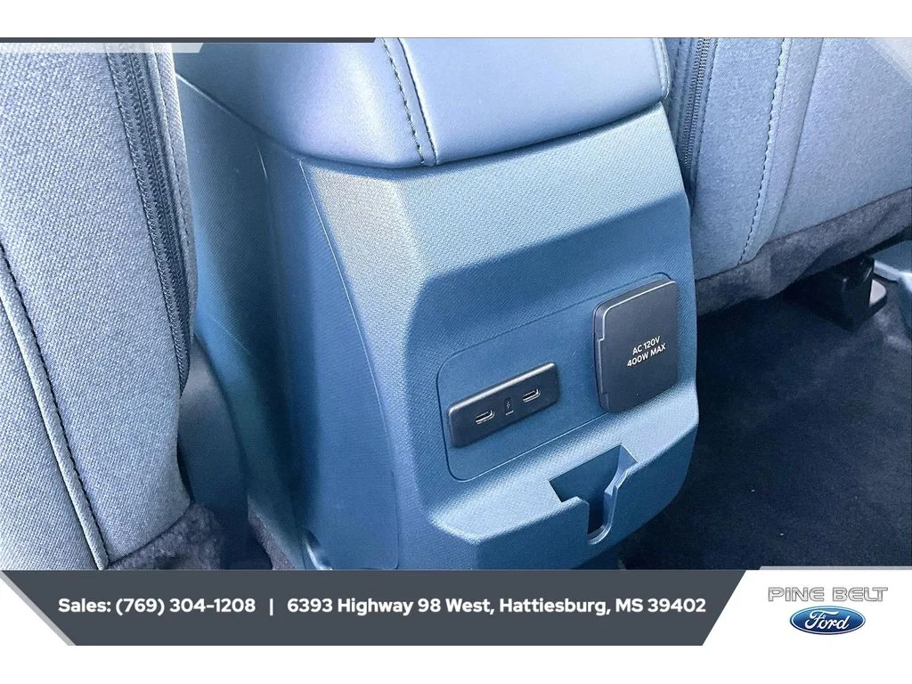 New 2026 Oxford White Ford XLT image 25