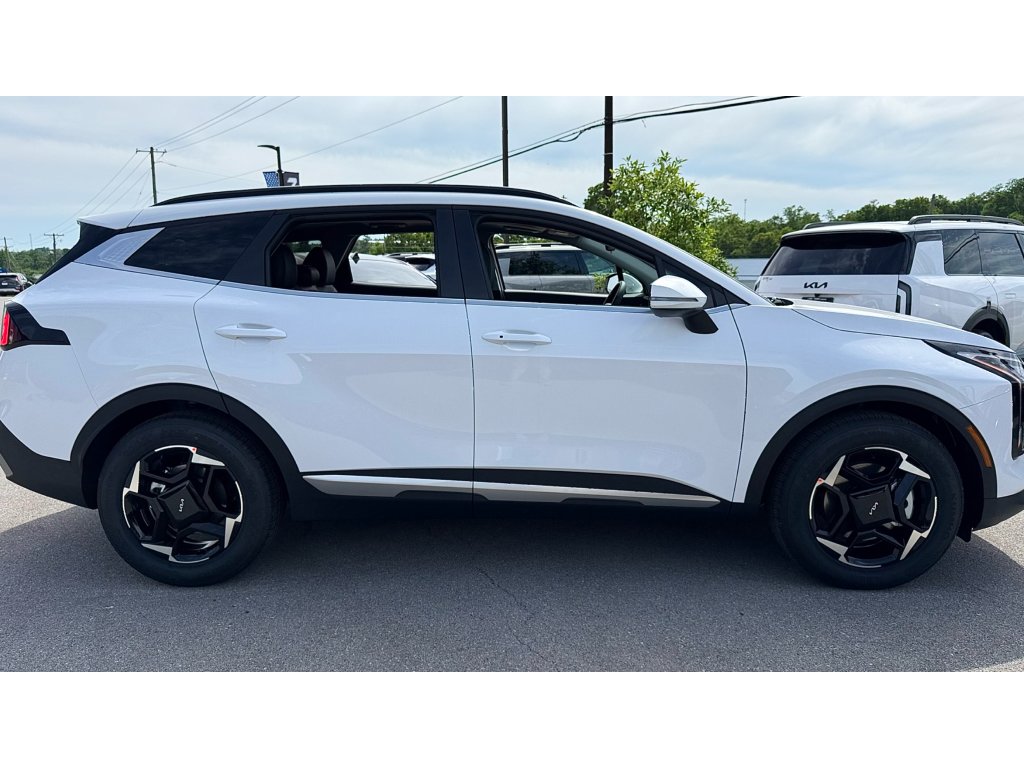 New 2026 Glacial White Pearl Kia EX image 3