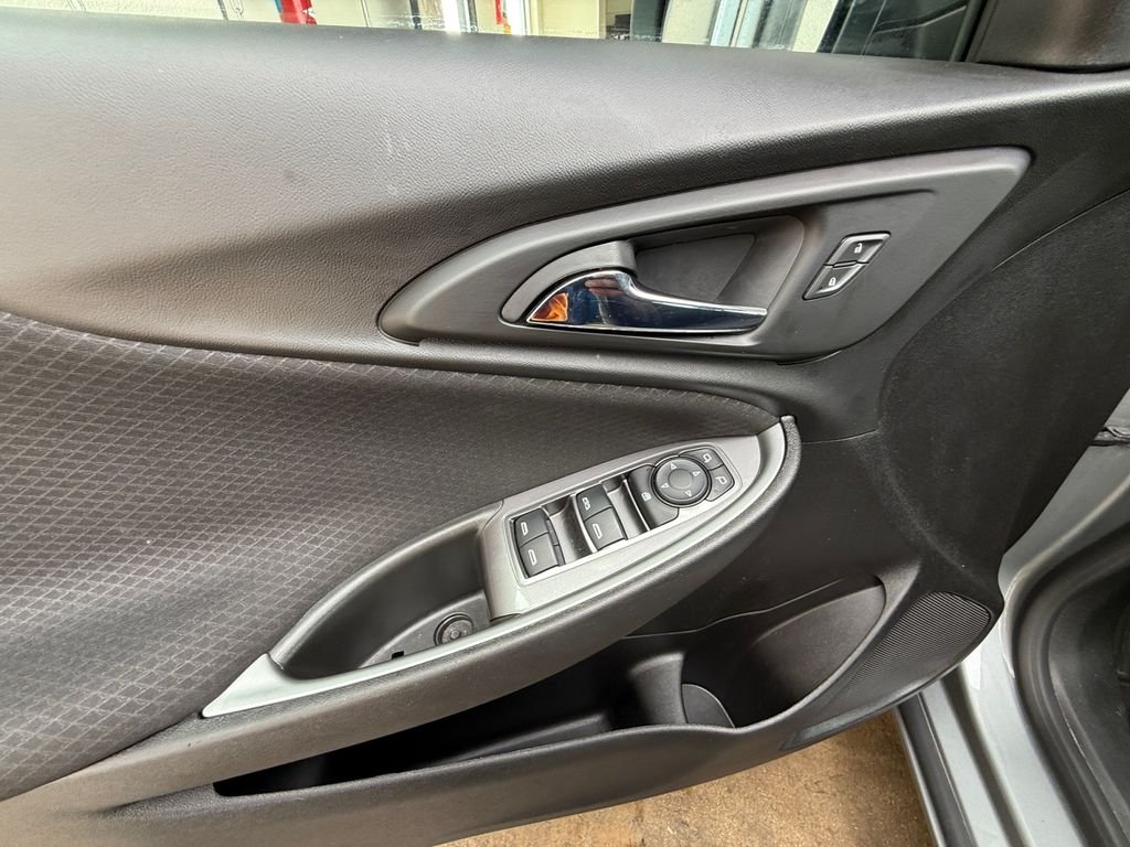 Used 2024 Gray Chevrolet LT image 11