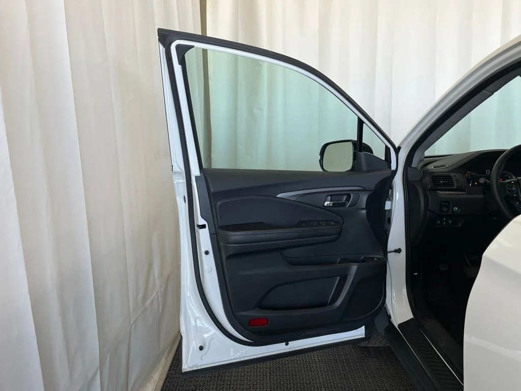 Used 2020 White Honda Sport image 18