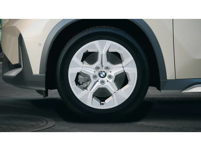 New 2027 Dune Grey Metallic BMW xDrive28i image 7