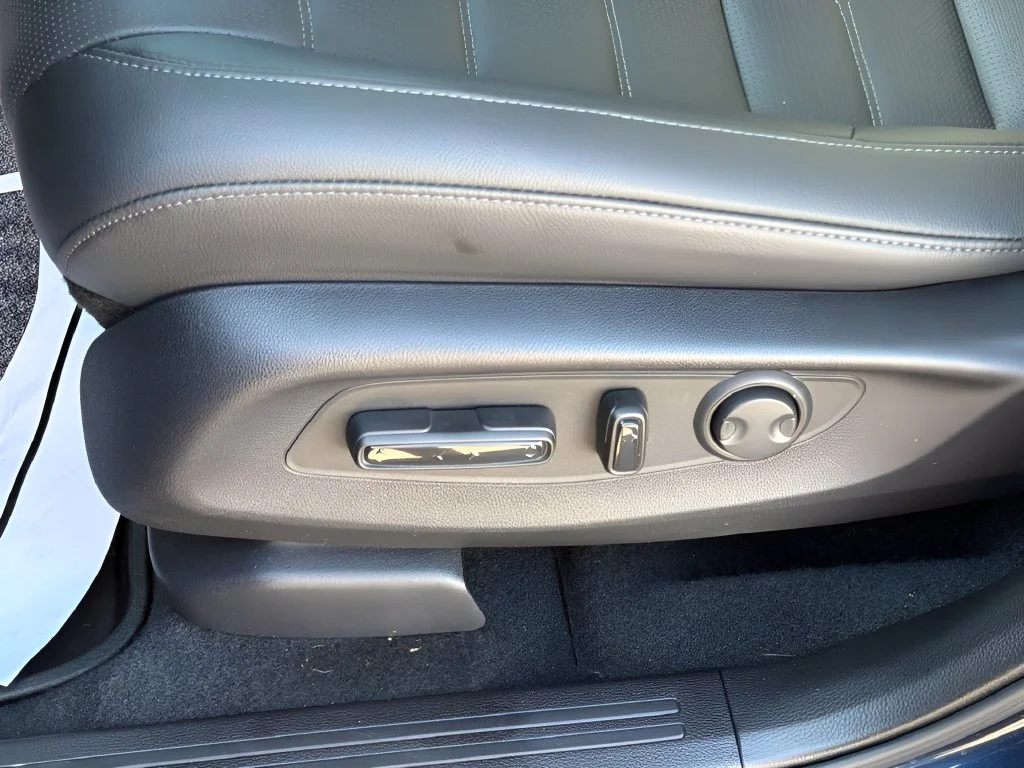 Used 2026  Honda EX-L image 19