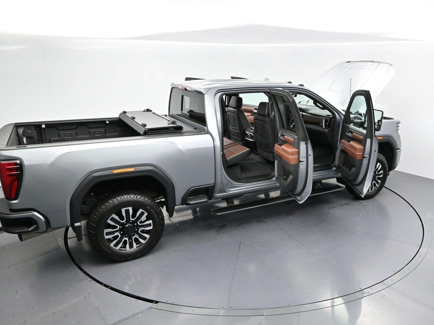Used 2026 Sterling Metallic GMC Denali Ultimate image 43