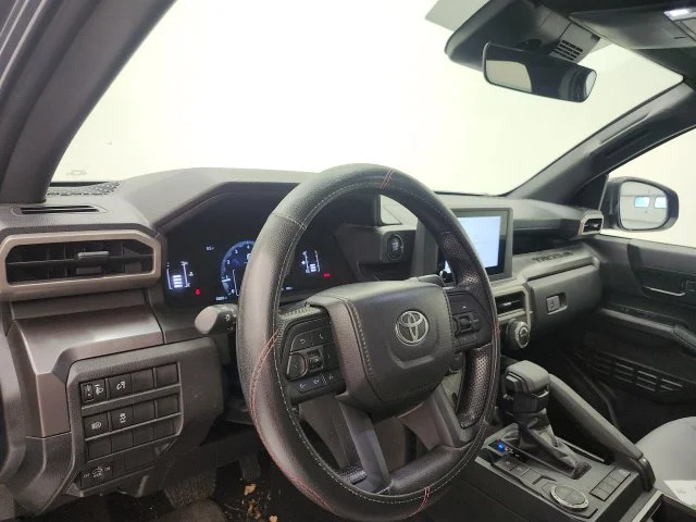 Used 2026  Toyota SR5 image 12