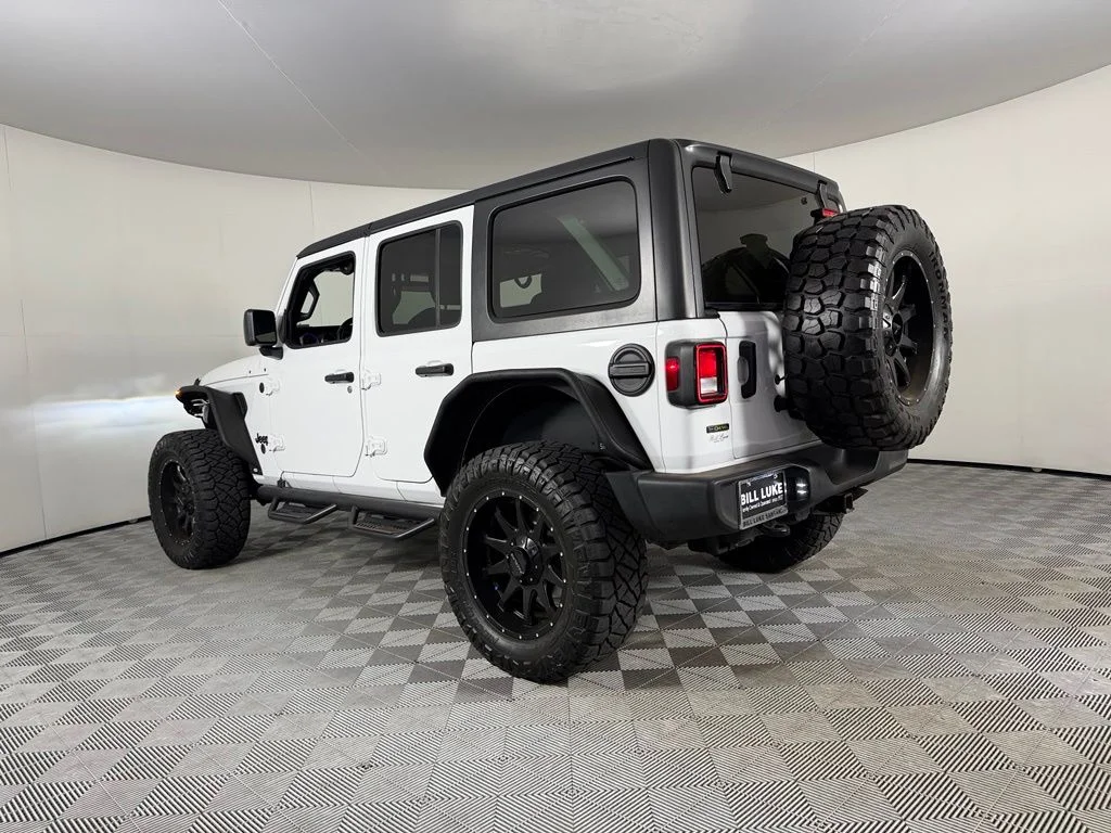 Used 2021 White Jeep Unlimited Willys image 7