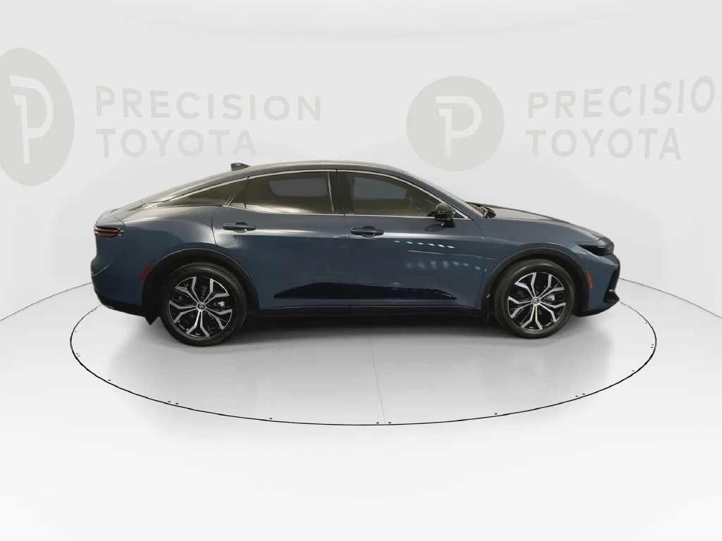 Certified Used 2026 Cloud Toyota XLE image 23