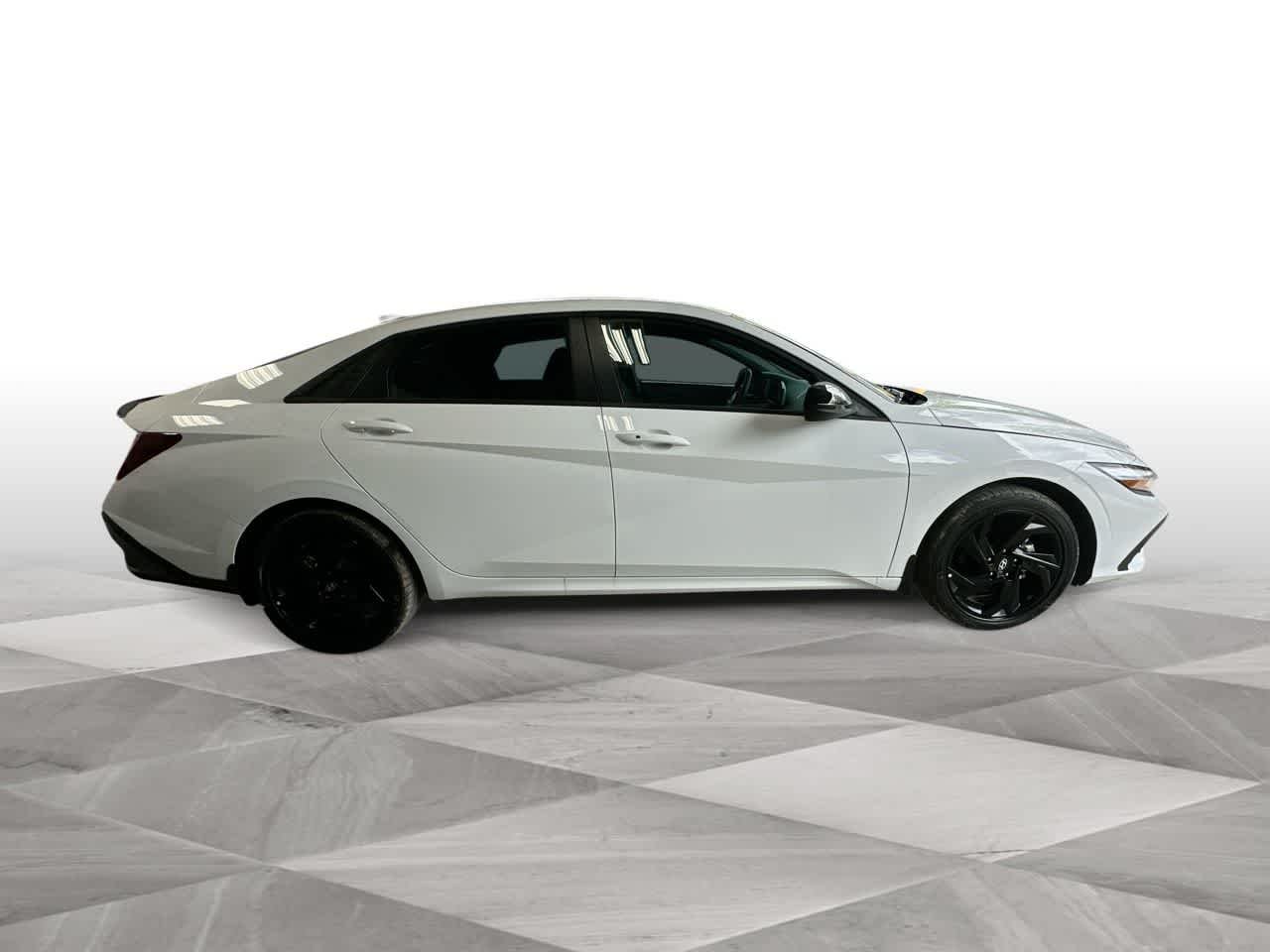 New 2026 Serenity White Hyundai SEL Sport image 9