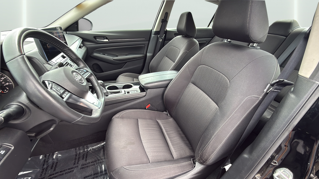 Used 2024 Black Nissan 2.5 SV image 23