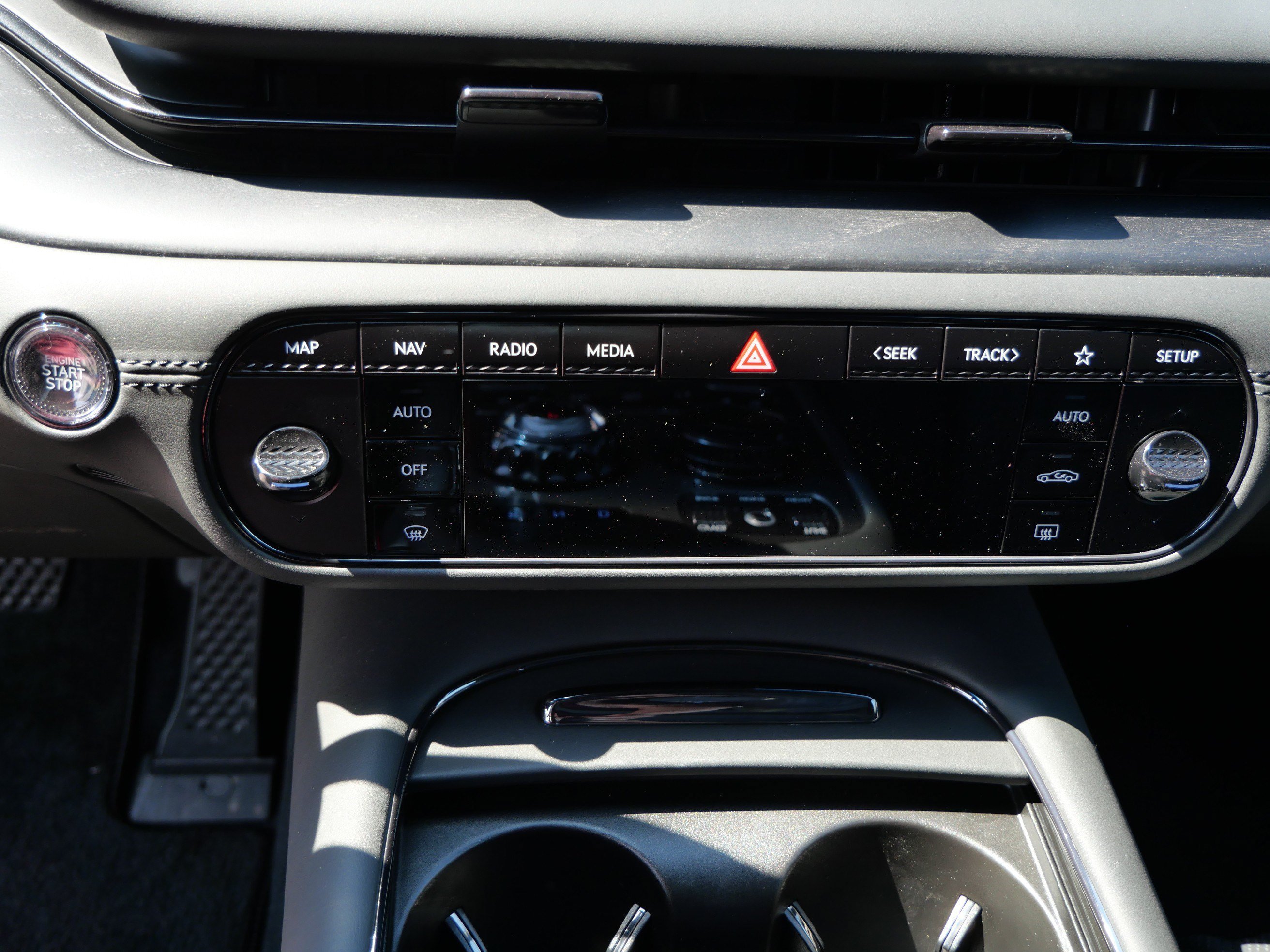 2026 GENESIS G90 Prestige Black - Photo 11