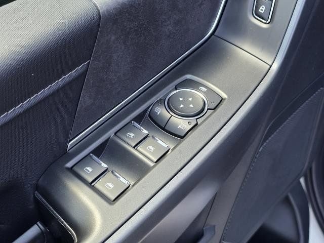 2025 Ford F-150 XLT - Photo 20
