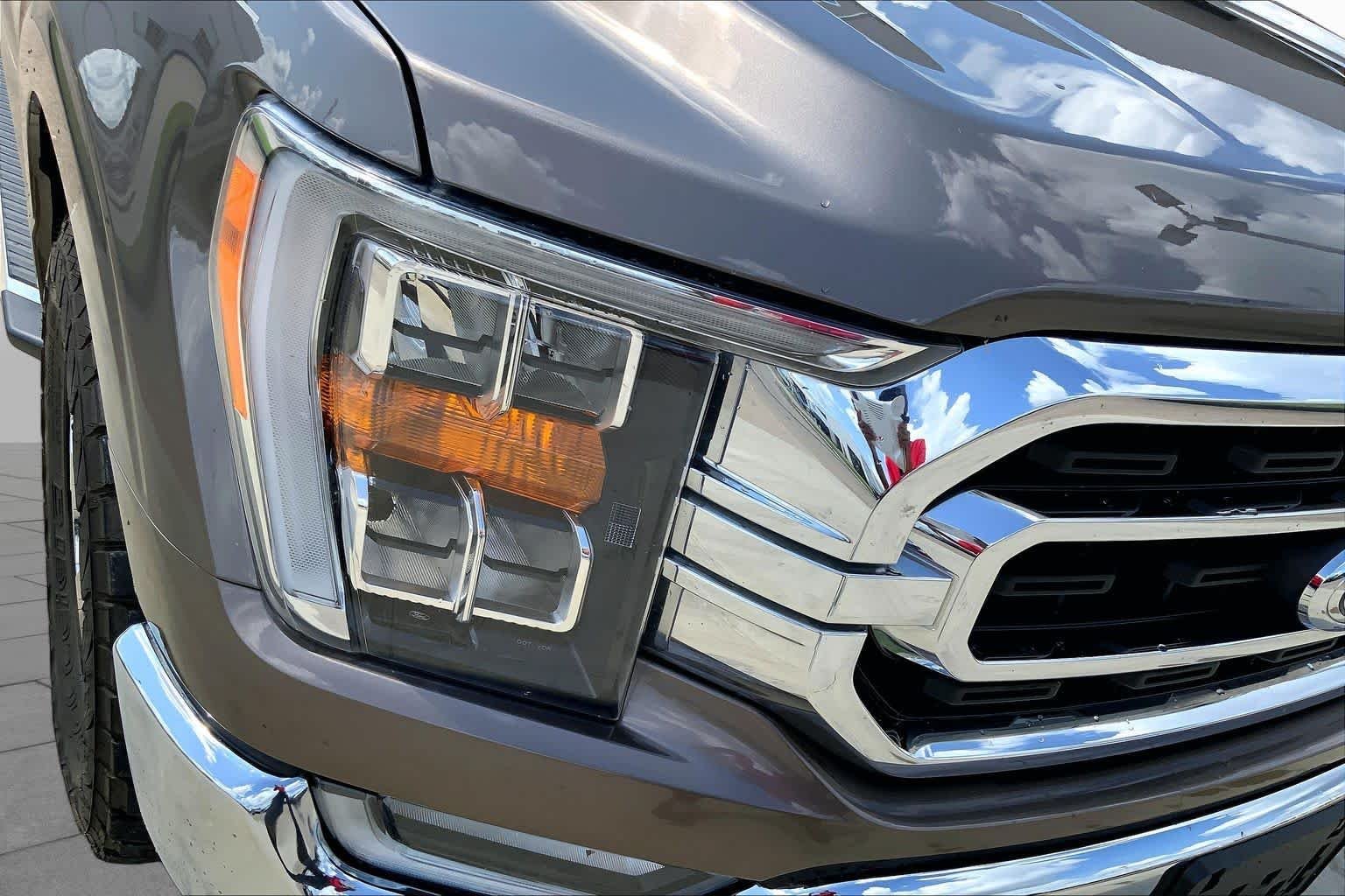 Certified Used 2022 Gray Ford XLT image 27