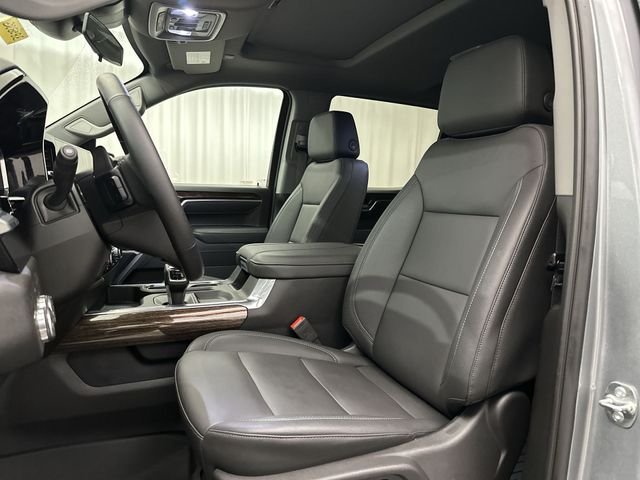 Used 2026 Silver GMC Elevation image 15