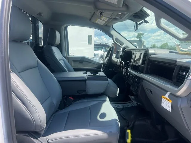 2025 Ford F-550 Super Duty Chassis Cab XL - Photo 19
