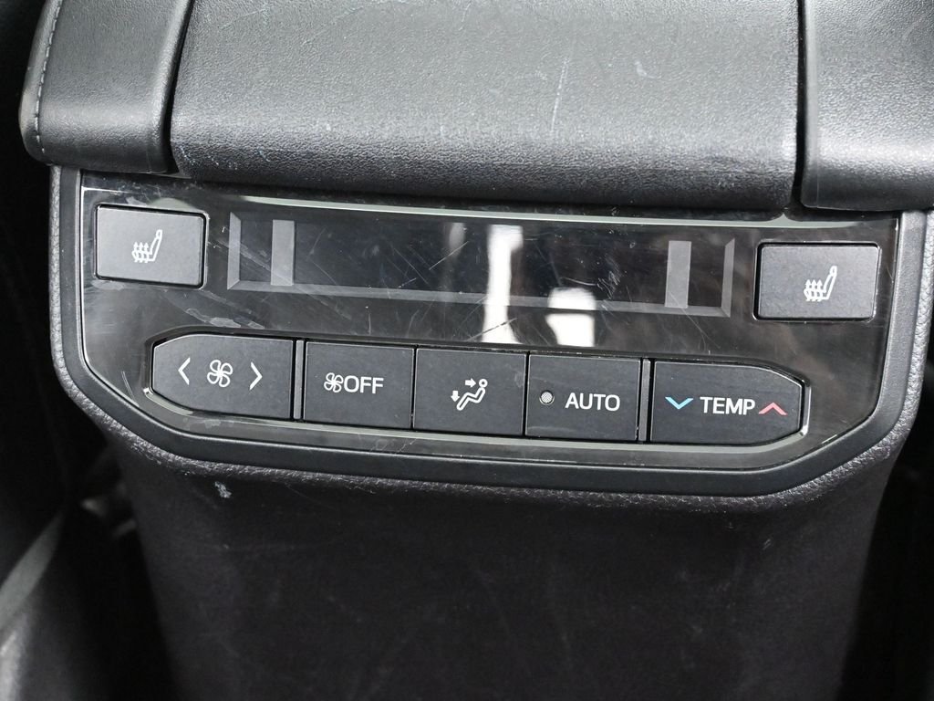 Used 2020  Toyota Platinum image 35