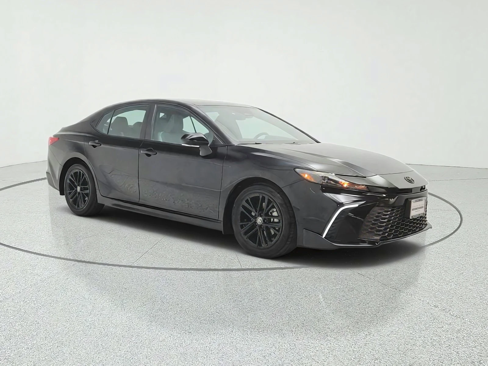 Used 2025 Midnight Black Metallic Toyota SE (Natl) image 3