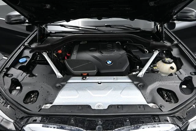 Used 2021 Black BMW sDrive30i image 25