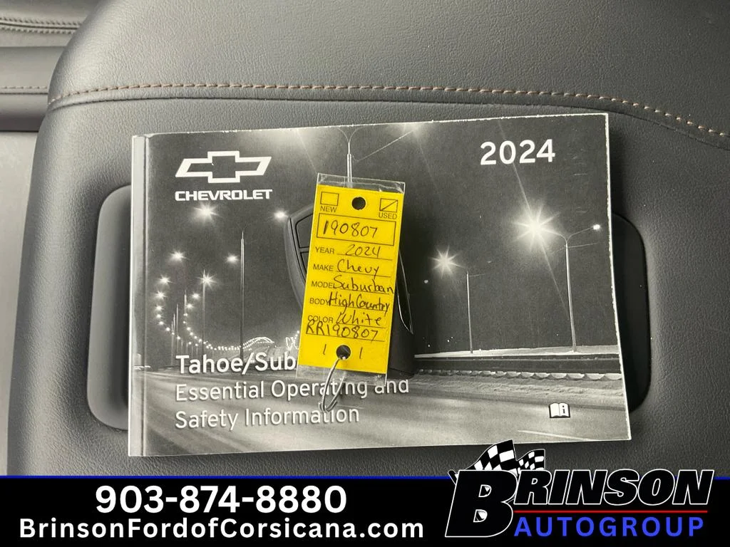Used 2024 Iridescent Pearl Tricoat Chevrolet High Country image 40