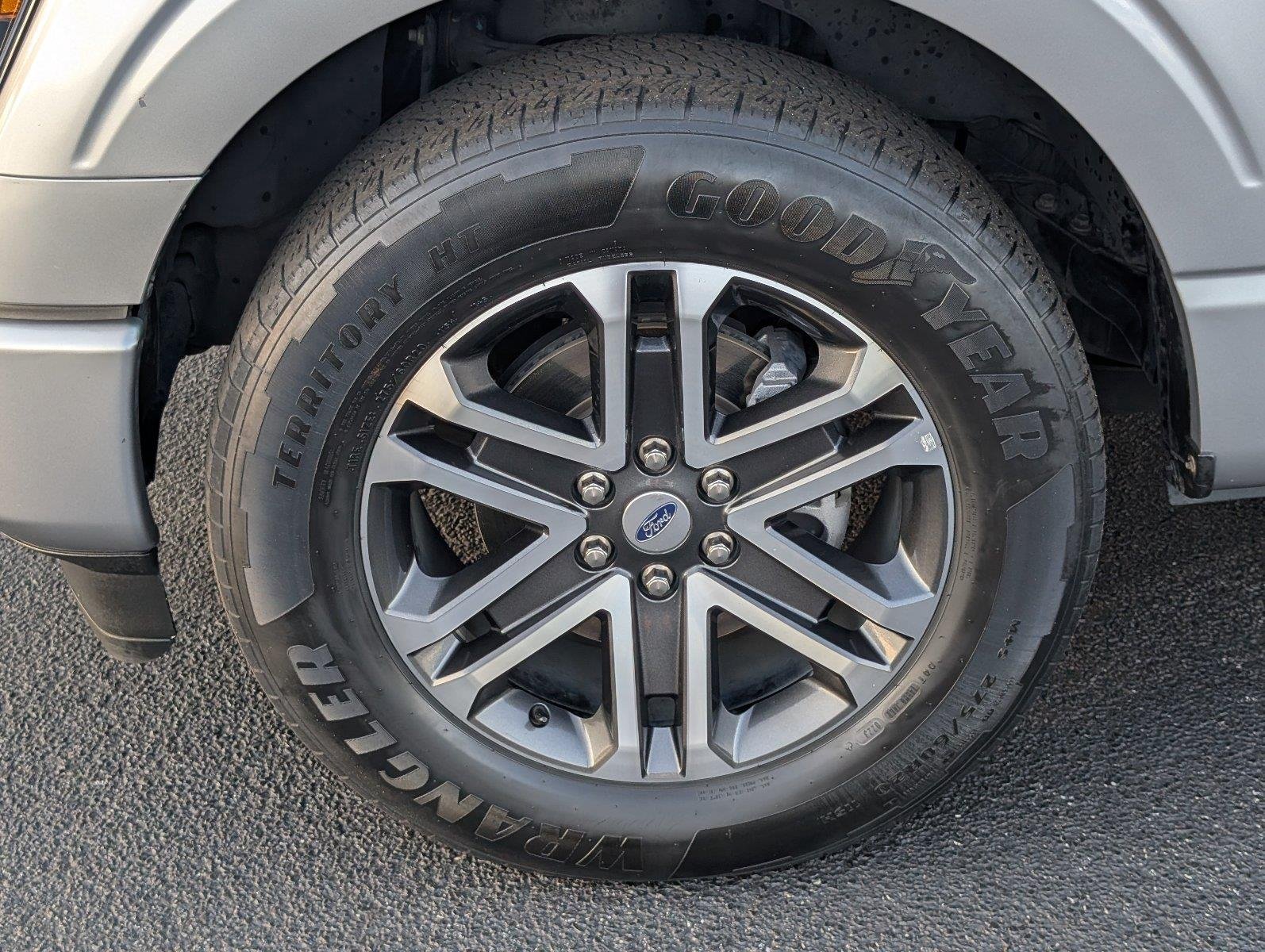 Used 2023 Iconic Silver Ford XL image 11